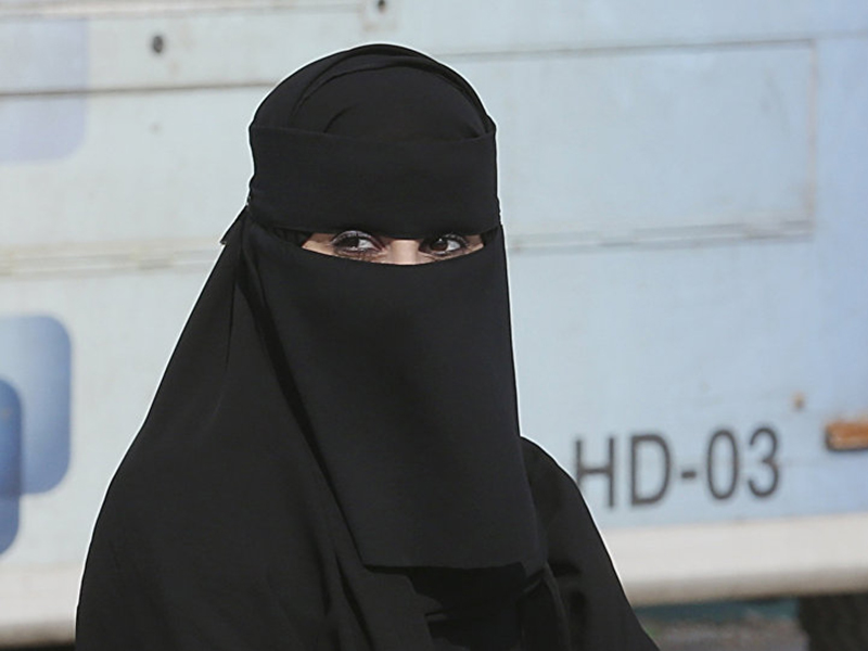 اضغط لمشاهدة الفيديو: خليجية ثرية تبحث عن عريس!